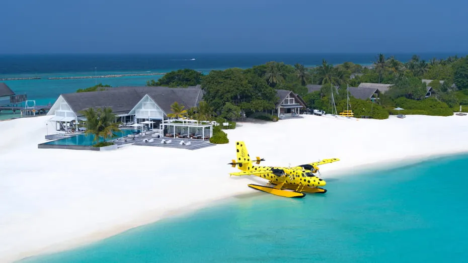 Отель Four Seasons Resort Maldives at Landaa Giraavaru 5 ⭐