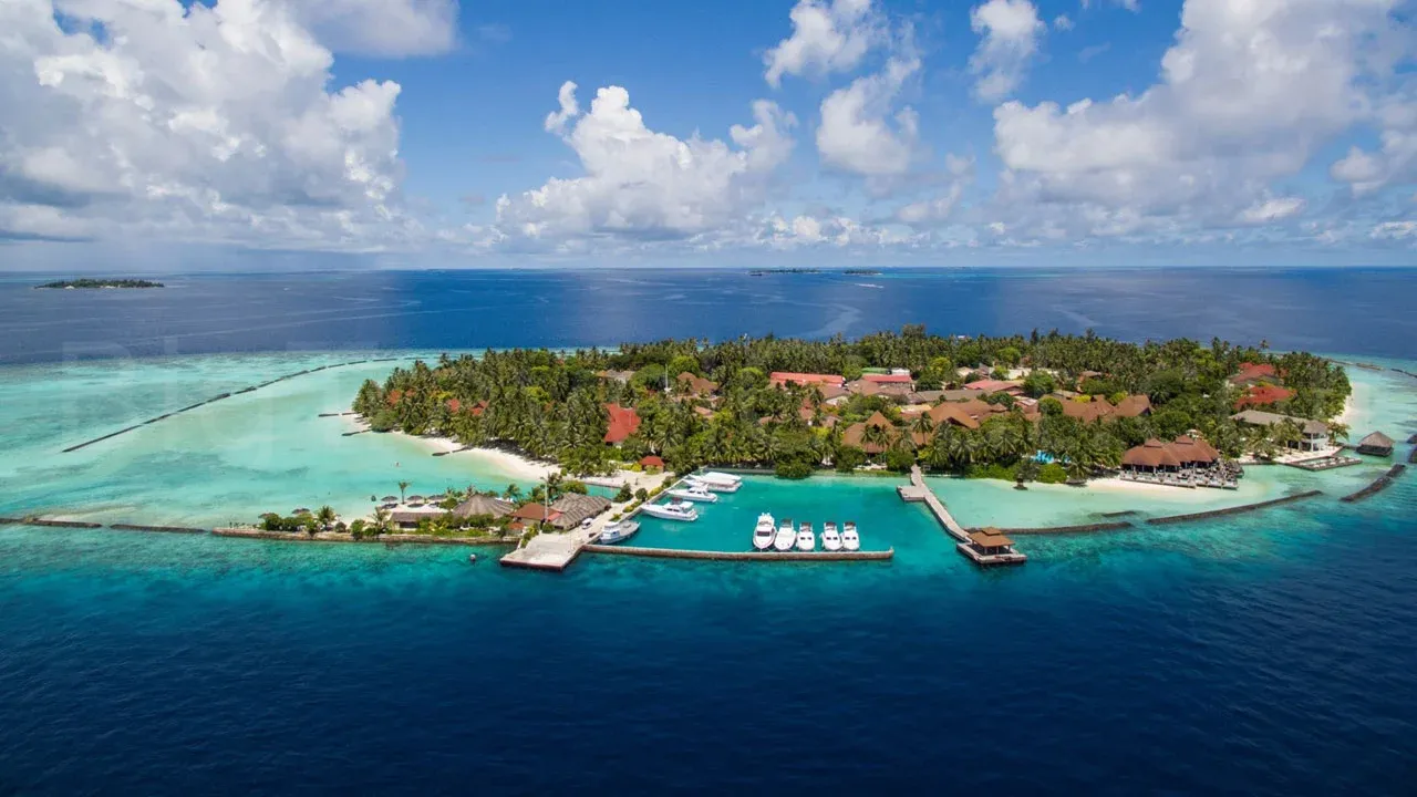 Отель Kurumba Maldives 5 ⭐